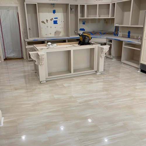 Robert's Flooring complete project 18 in Gretna, LA