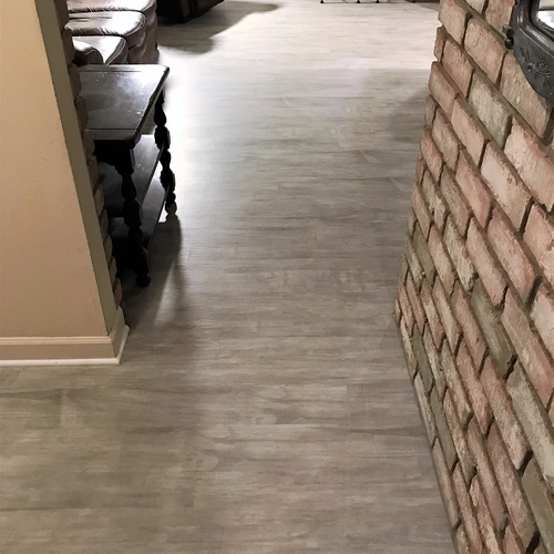 Robert's Flooring complete project 7 in Gretna, LA