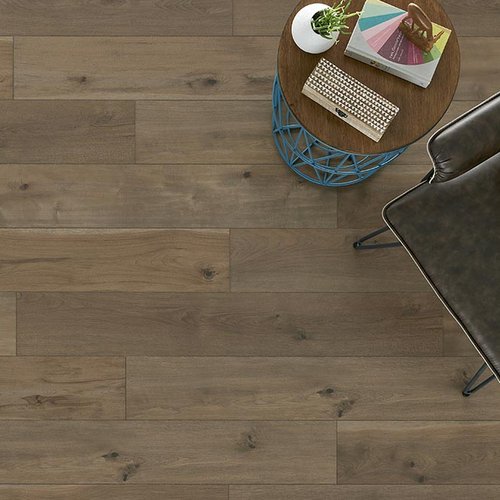 Living Room Laminate - Robert's Flooring