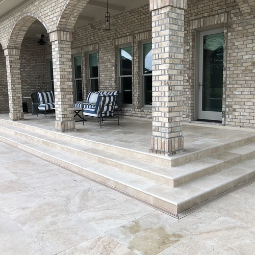 Robert's Flooring complete project 14 in Gretna, LA